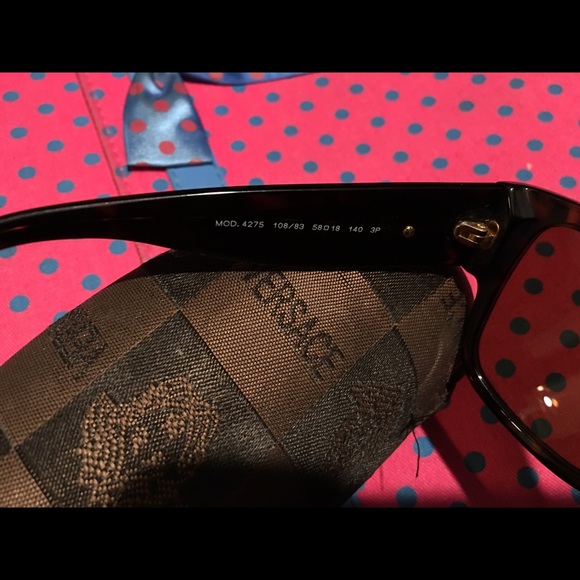 Versace Polarized Sunglasses - Picture 5 of 6